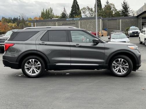 2020 Ford Explorer Platinum