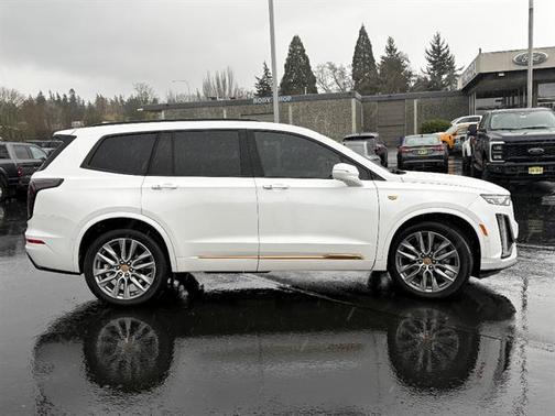 Crystal White Tricoat 2020 Cadillac XT6 Sport AWD