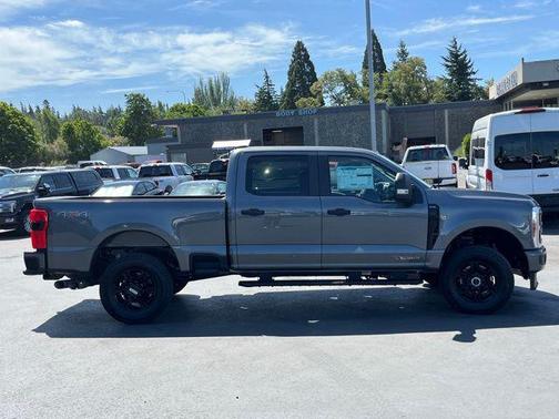 2025 Ford F-350 XL