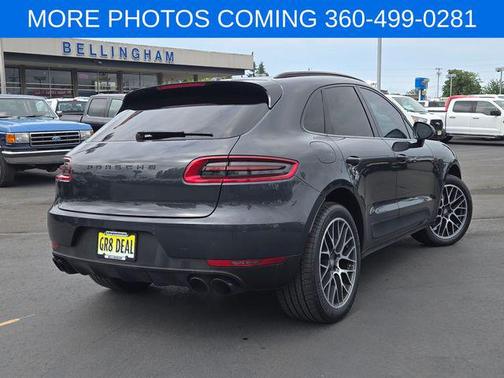 2017 Porsche Macan Base