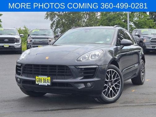 2017 Porsche Macan Base