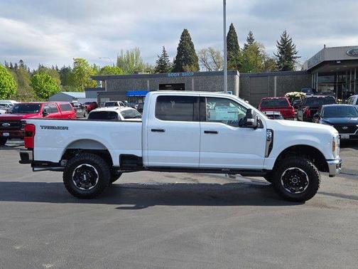 2025 Ford F-350 XLT