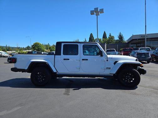 2023 Jeep Gladiator Sport S