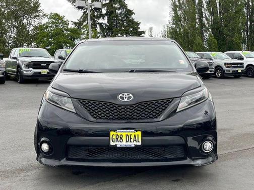 2015 Toyota Sienna SE