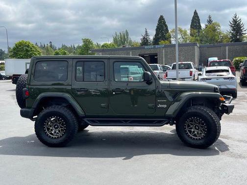 2023 Jeep Wrangler 4-Door Sahara