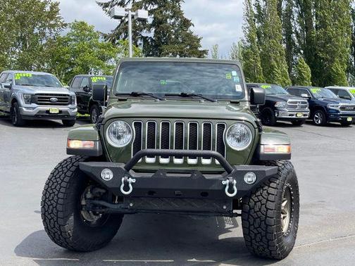 2023 Jeep Wrangler 4-Door Sahara