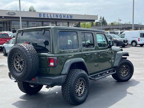 2023 Jeep Wrangler 4-Door Sahara