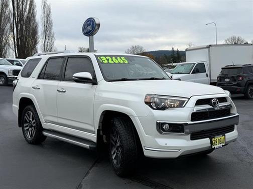 2018 Toyota 4Runner SR5
