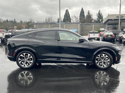 2021 Ford Mustang Mach-E Premium