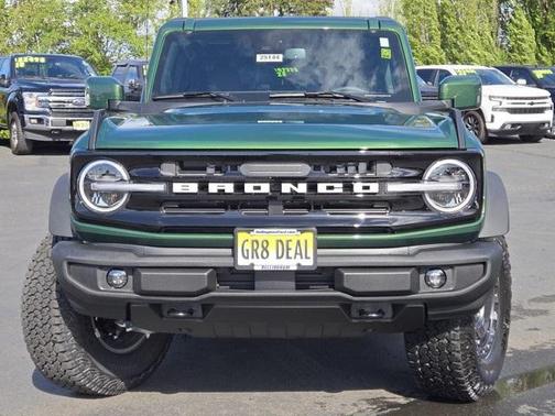2025 Ford Bronco Outer Banks