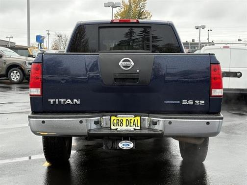 2010 Nissan Titan SE