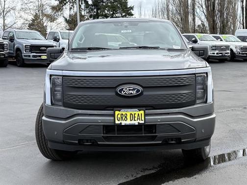 2025 Ford F-150 Lightning Flash