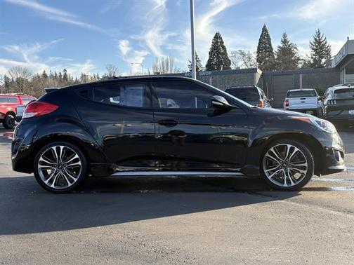 2016 Hyundai Veloster Turbo