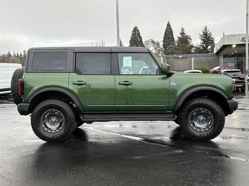 Eruption Green 2025 Ford Bronco Outer Banks
