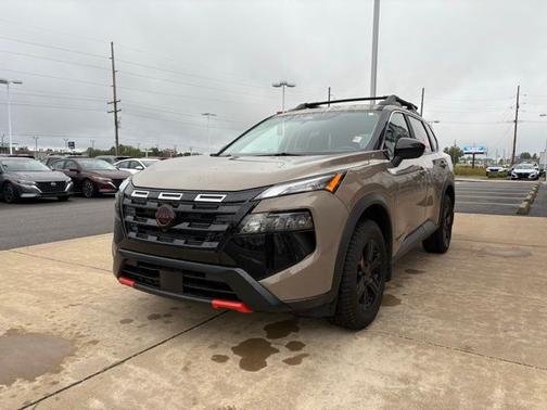 2025 Nissan Rogue Rock Creek