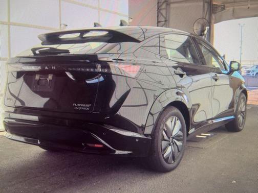 2023 Nissan ARIYA PLATINUM+