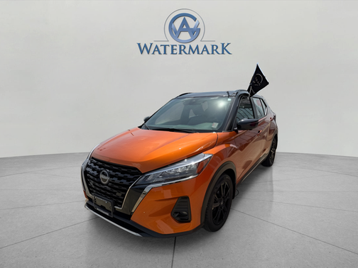 Monarch Orange / Super Black 2023 Nissan Kicks SR