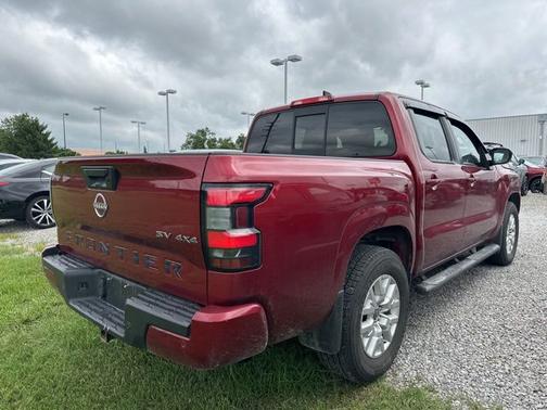 Cardinal Red Tricoat 2022 Nissan Frontier SV