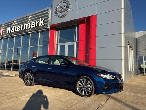 2023 Nissan Maxima Platinum