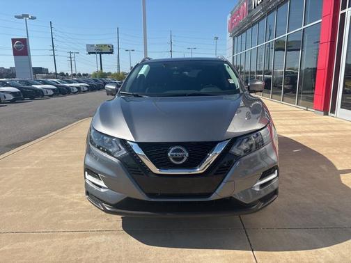 2022 Nissan Rogue Sport SL