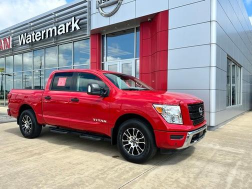 2024 Nissan Titan SV