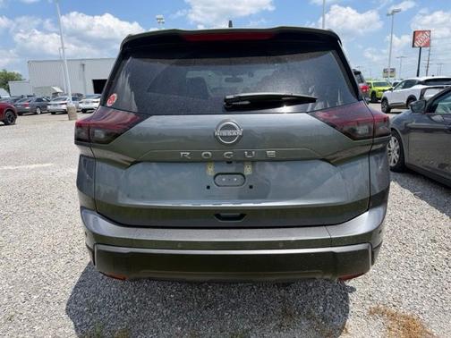 Gun Metallic 2026 Nissan Rogue SV
