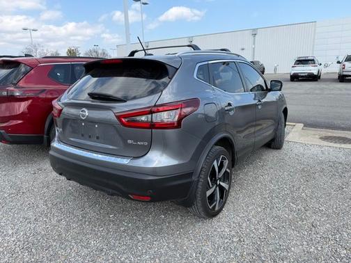 2022 Nissan Rogue Sport SL