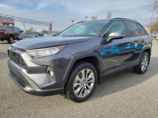 2020 Toyota RAV4 XLE Premium