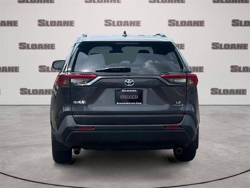 2022 Toyota RAV4 Hybrid LE