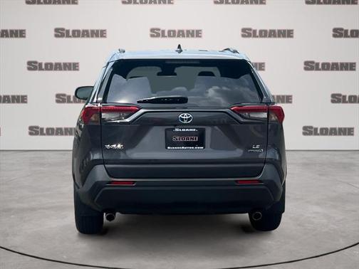 2022 Toyota RAV4 Hybrid LE