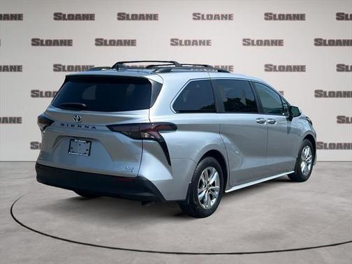 2023 Toyota Sienna XLE 7 Passenger