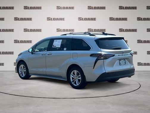2023 Toyota Sienna XLE 7 Passenger