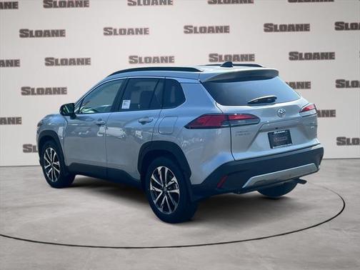 2025 Toyota Corolla Cross XLE