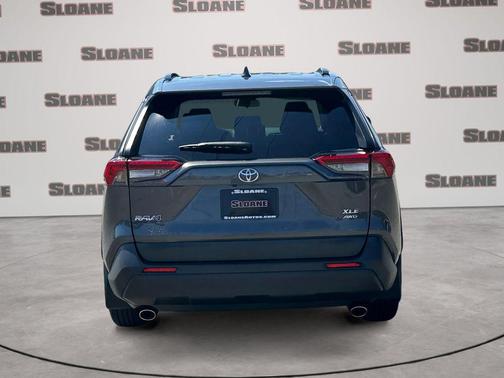 Magnetic Gray Metallic 2020 Toyota RAV4 XLE