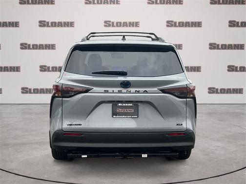 2025 Toyota Sienna Woodland Edition