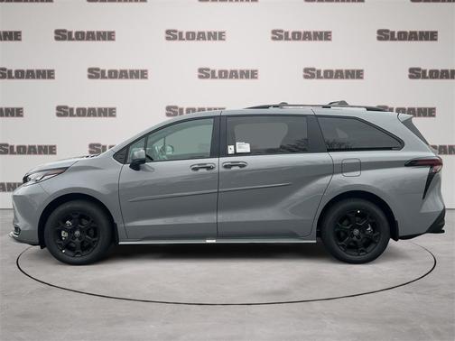 2025 Toyota Sienna Woodland Edition