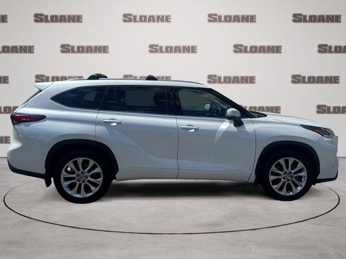 Wind Chill Pearl 2023 Toyota Highlander Limited