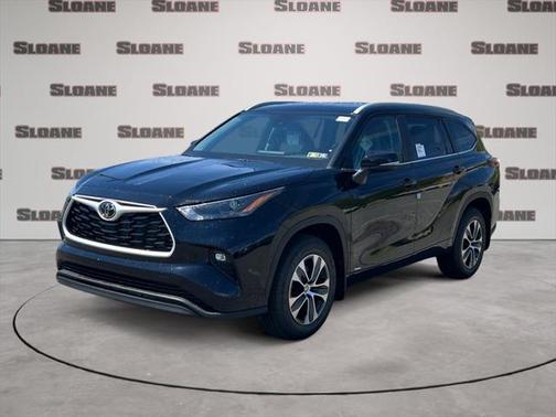 2025 Toyota Highlander Hybrid XLE