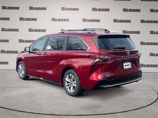 2025 Toyota Sienna Limited