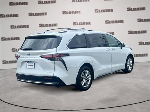 2024 Toyota Sienna Limited 7-Passenger