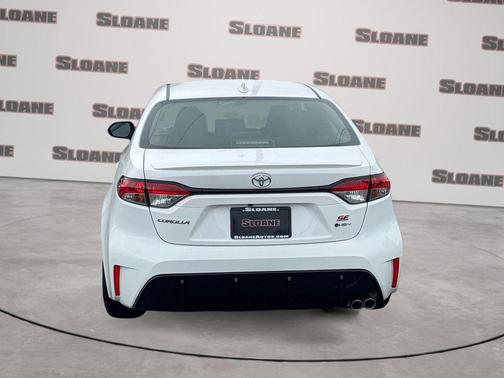 Ice Cap 2026 Toyota Corolla Hybrid SE