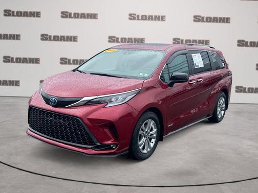 Ruby Flare Pearl 2021 Toyota Sienna XSE 7 Passenger