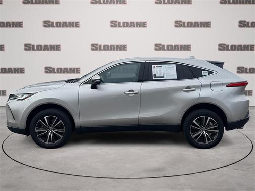 2024 Toyota Venza LE