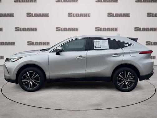 Titanium Glow 2024 Toyota Venza LE