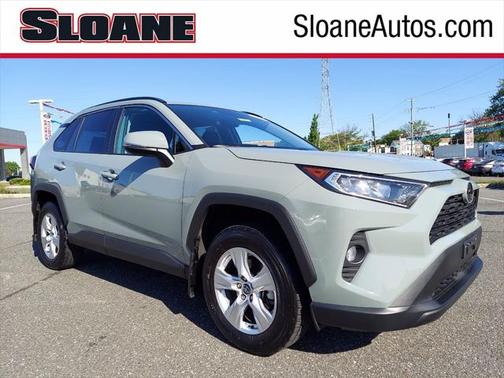 2020 Toyota RAV4 XLE