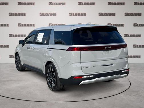 Ceramic Silver 2022 Kia Carnival EX