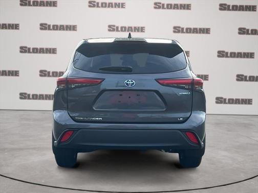 2022 Toyota Highlander Hybrid LE