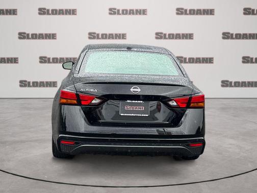 Super Black Clearcoat 2026 Nissan Altima 2.5 SV