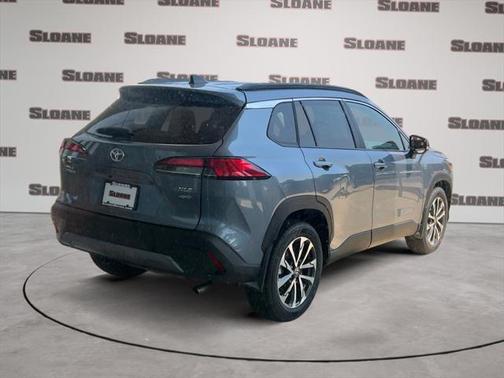 2025 Toyota Corolla Cross XLE