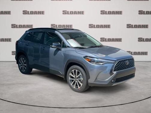 2025 Toyota Corolla Cross XLE